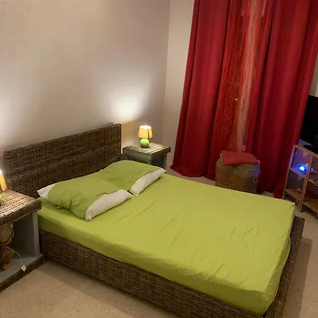 Apartament Le Moulin De La Mer, Grand En Face De La Piscine Du Parc Des Sports